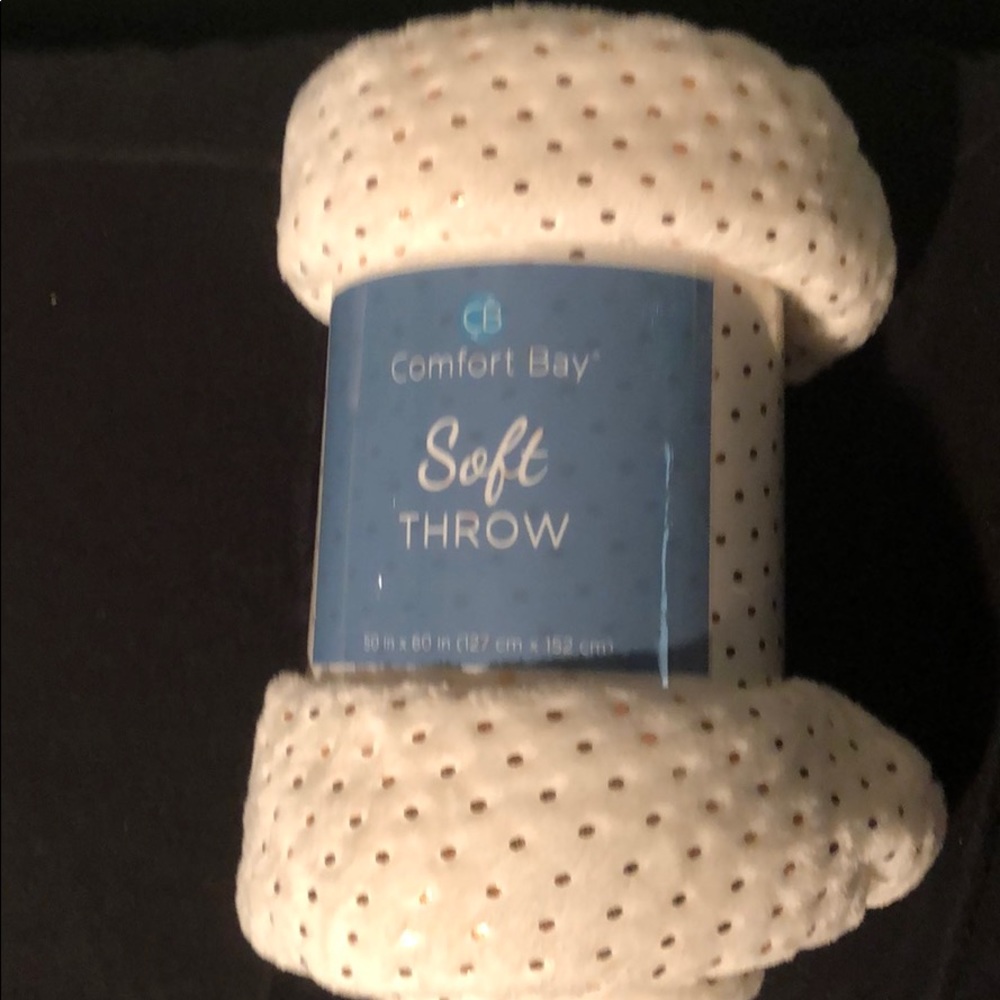Comfort Bay Soft Throw